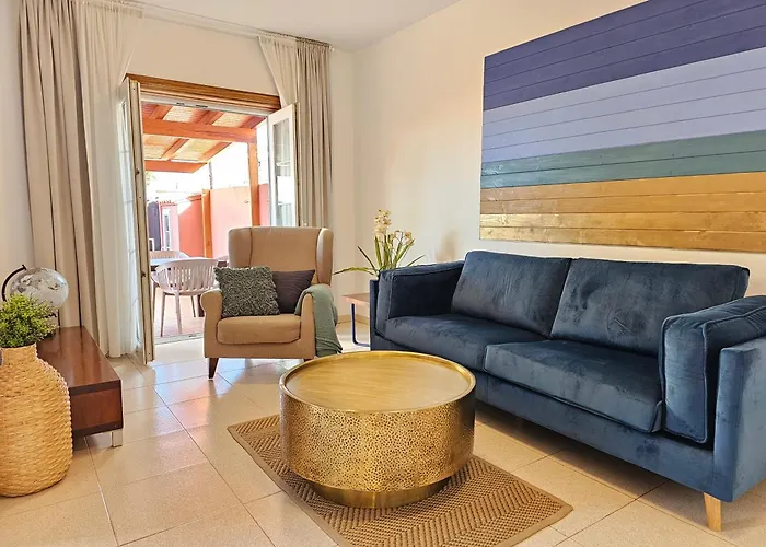 Rosas By Rinamar Willa *